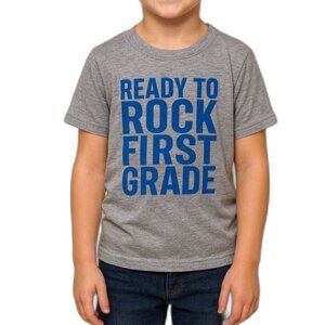 🔥 5 for $30 🔥 Urban Smalls Kids “Ready to Rock First Grade” T-Shirt | Size 6Y